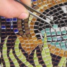 Mozaika 5x5x3mm metalická měděná 102940