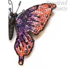 Motýl pčervenofialový