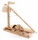 Dřevěný model Da Vinciho Trebuchetu